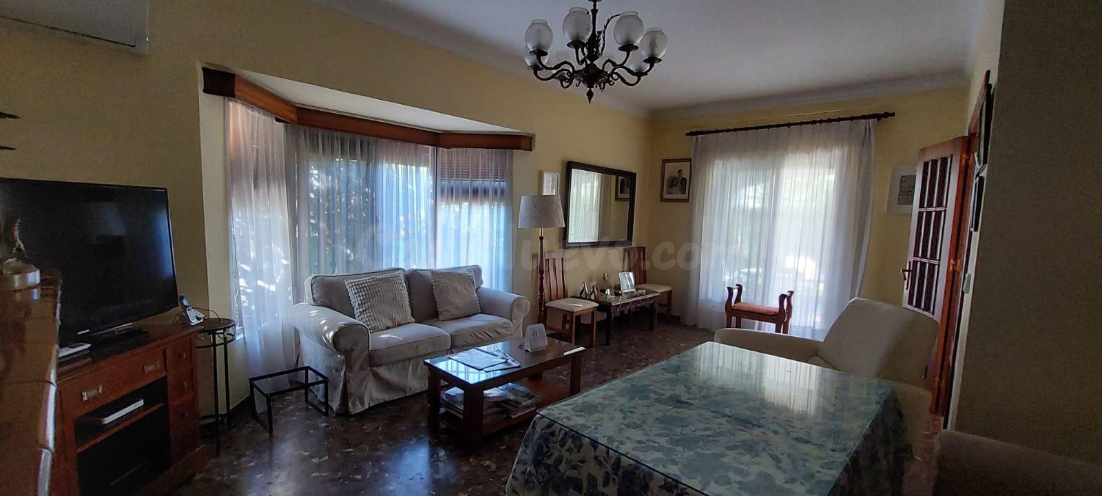 Descubre este fantástico chalet pareado en Soto de Vistaherm - foto 4
