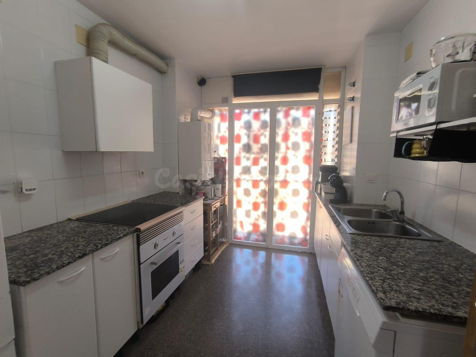 PISO ADAPTADO PARA MINUSVALIDOS CON PARQUING Y TRASTERO - foto 3