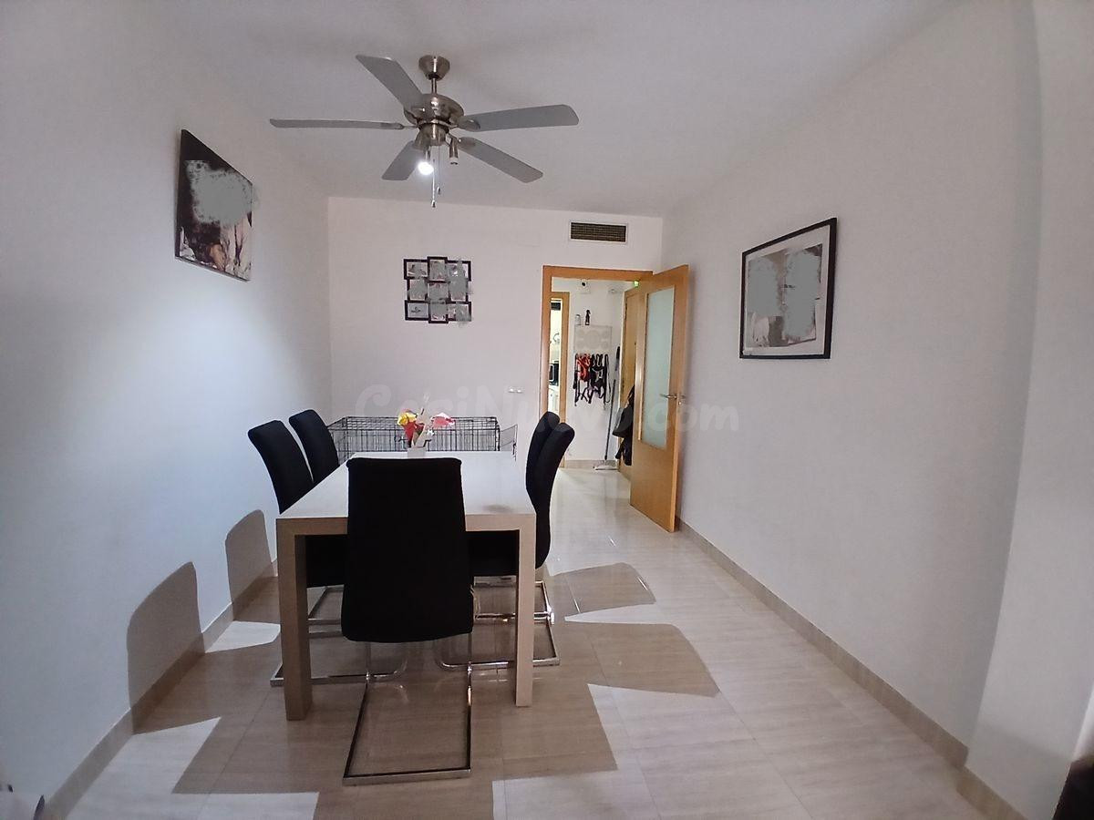 Piso muy céntrico con 2 habitaciones y terraza - foto 3