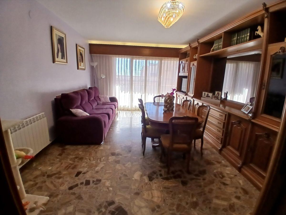 En venta 2 casas independientes, con altillo y almacén - foto 2