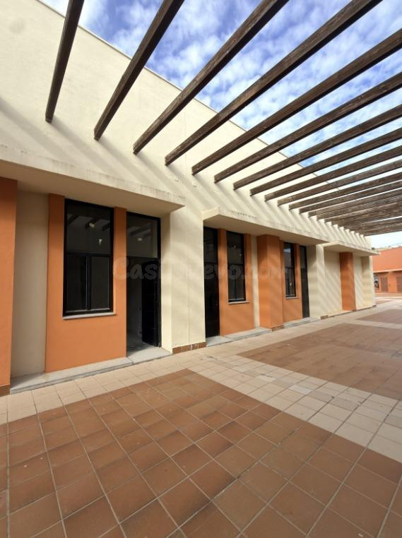 Locales comerciales en venta en Sancti Petri | Centro Comerc - foto 2