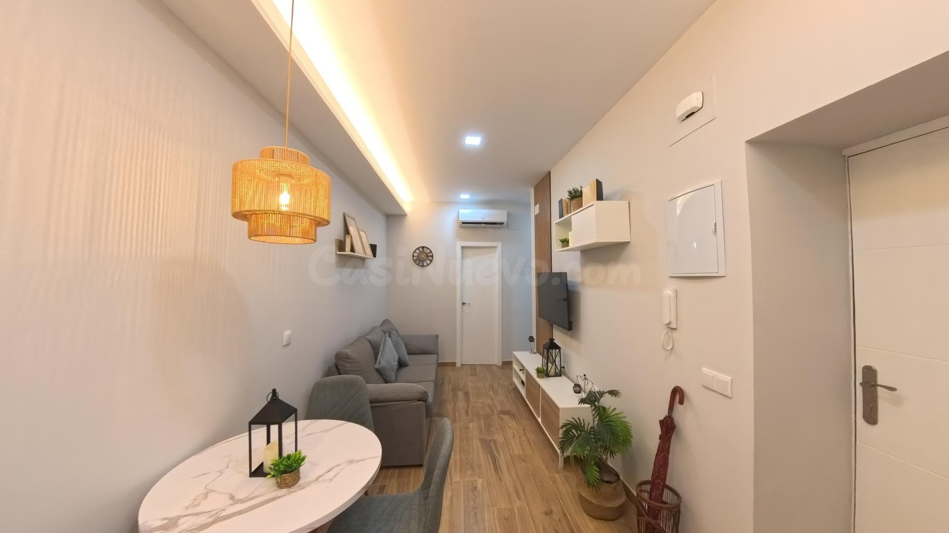 Piso totalmente reformado en pleno centro de Cádiz - foto 3
