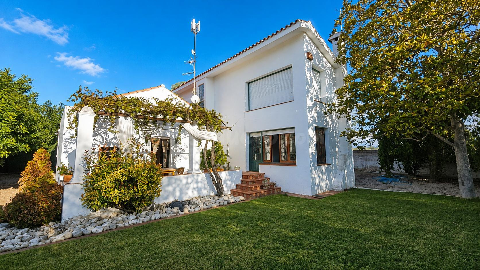 VILLA MEDITERRÁNEA CON PISCINA EN VINARÓS (ESP/ENG/GER) - foto 2