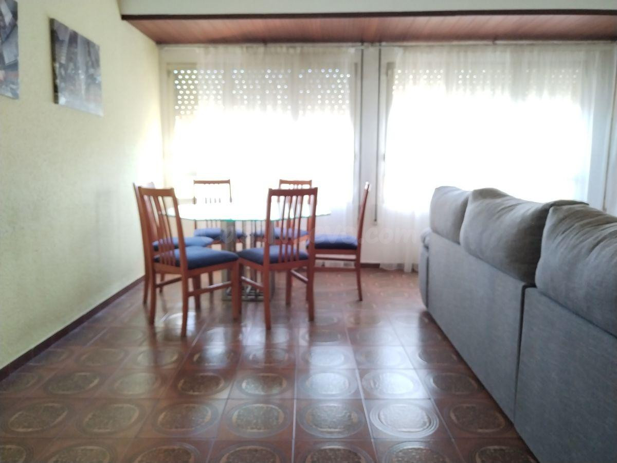 Casa distribuida en almacén, 2 pisos y terraza con vistas al - foto 5