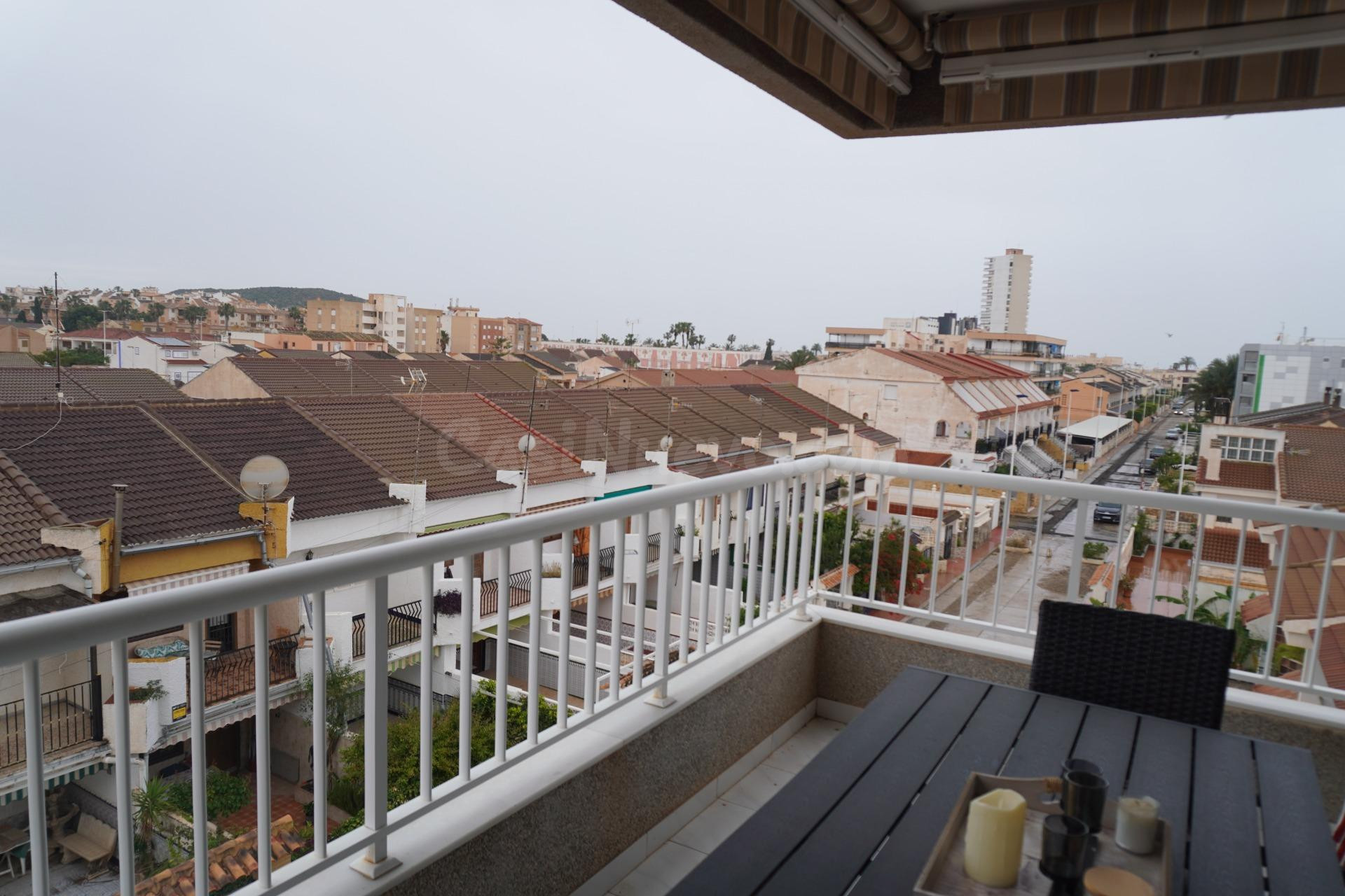 Vivienda reformada en Vía Axial, Puerto de Mazarrón, a 500 metros de la playa