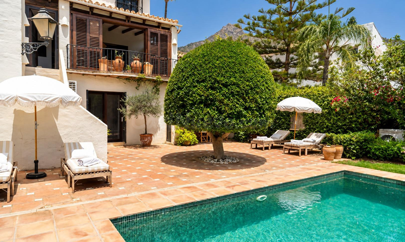 Villa pareada mediterránea con piscina privada en Marbella H - foto 3