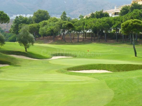 Exclusivo apartamento de 3 dormitorios al golf Torrequebrada - foto 4