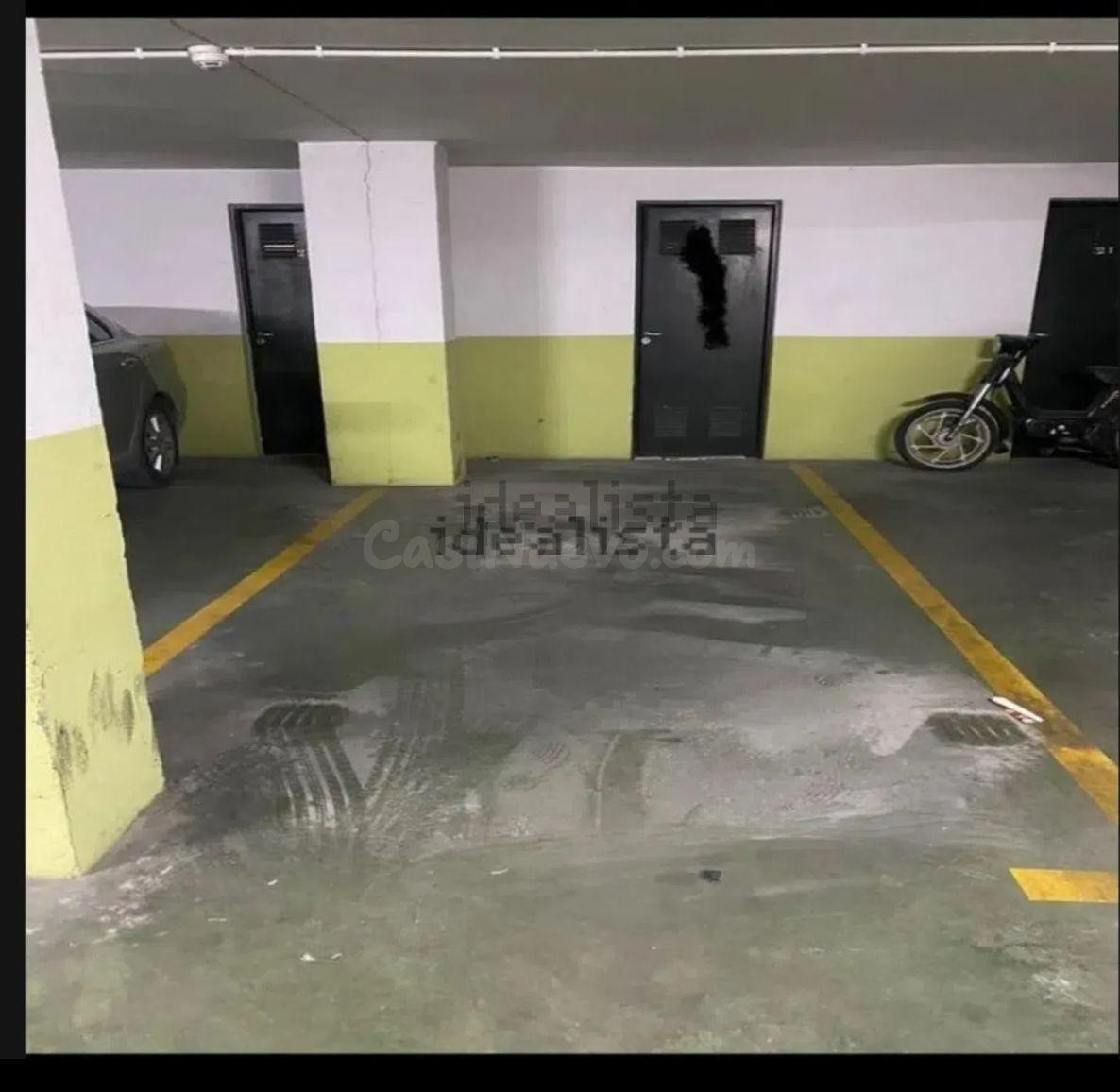 PLAZA DE GARAJE Y TRASTERO EN ZONA CENTRO-CALZADA - foto 4