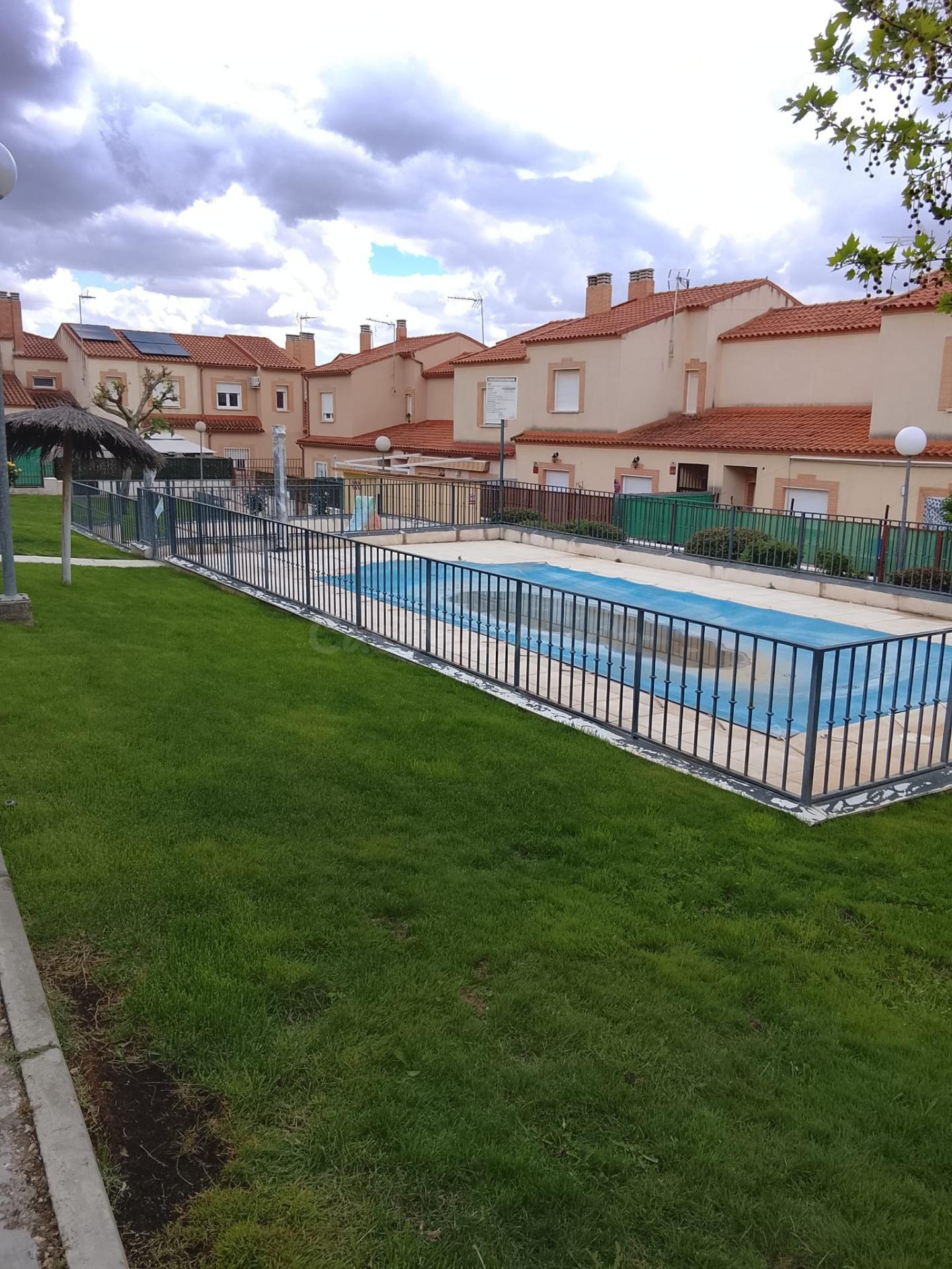 UNIFAMILIAR A LA VENTA PARA INVERSORES!!! - foto 5