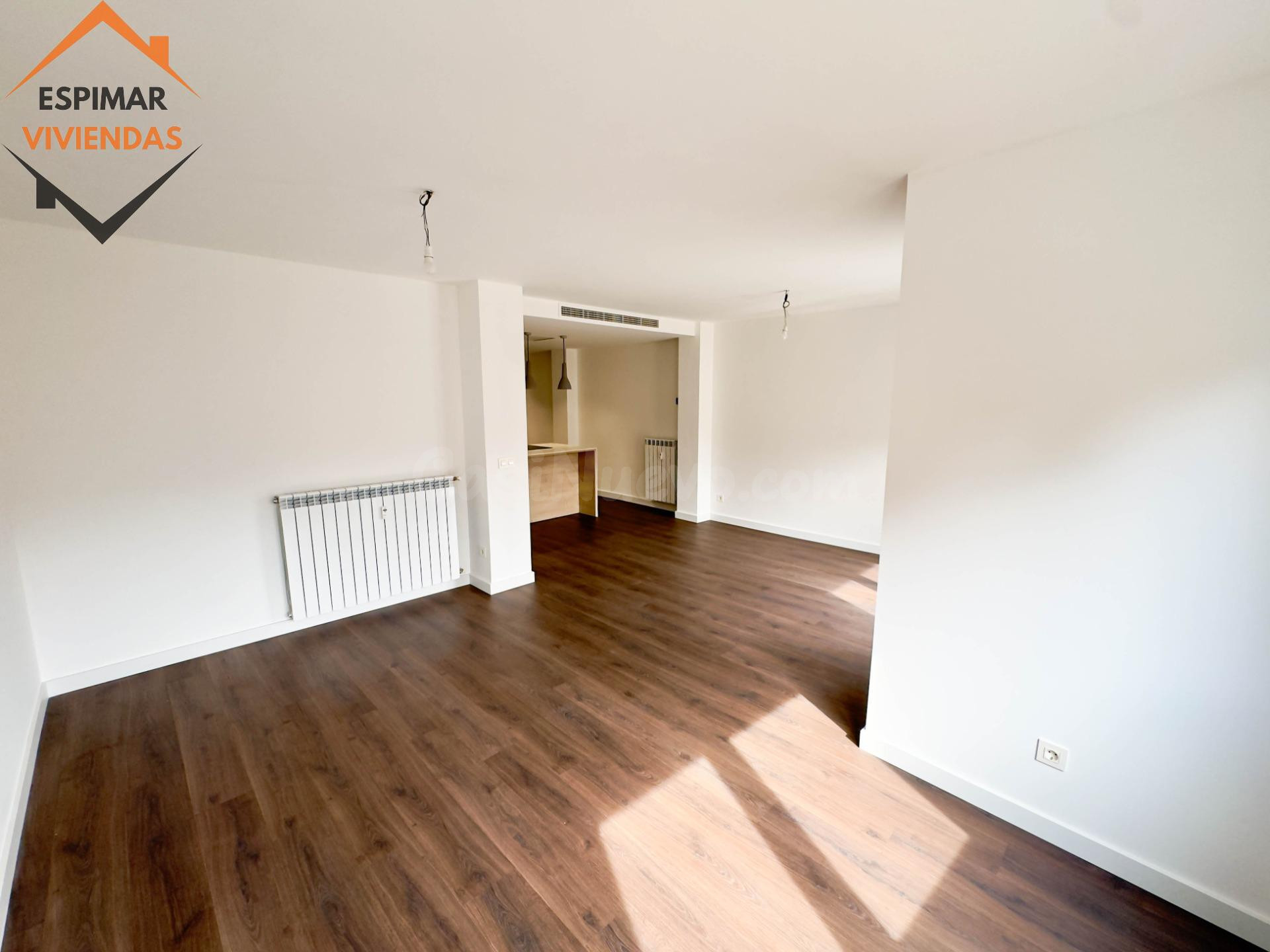 Exclusiva vivienda en María Lostal con balcón super luminoso - foto 3