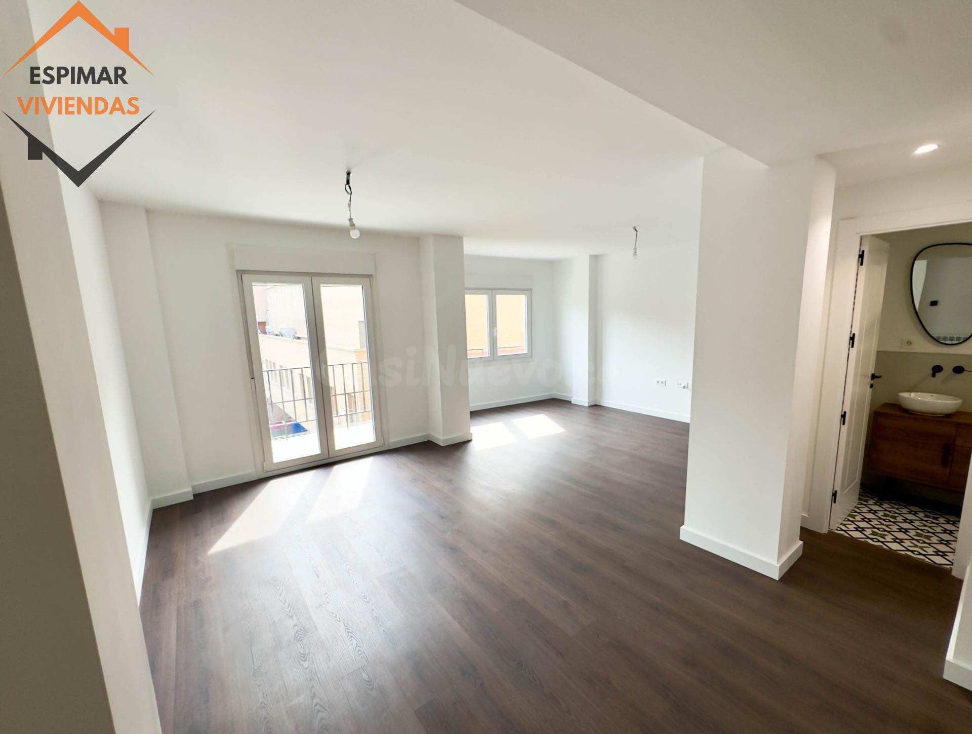 Exclusiva vivienda en María Lostal con balcón super luminoso - foto 5