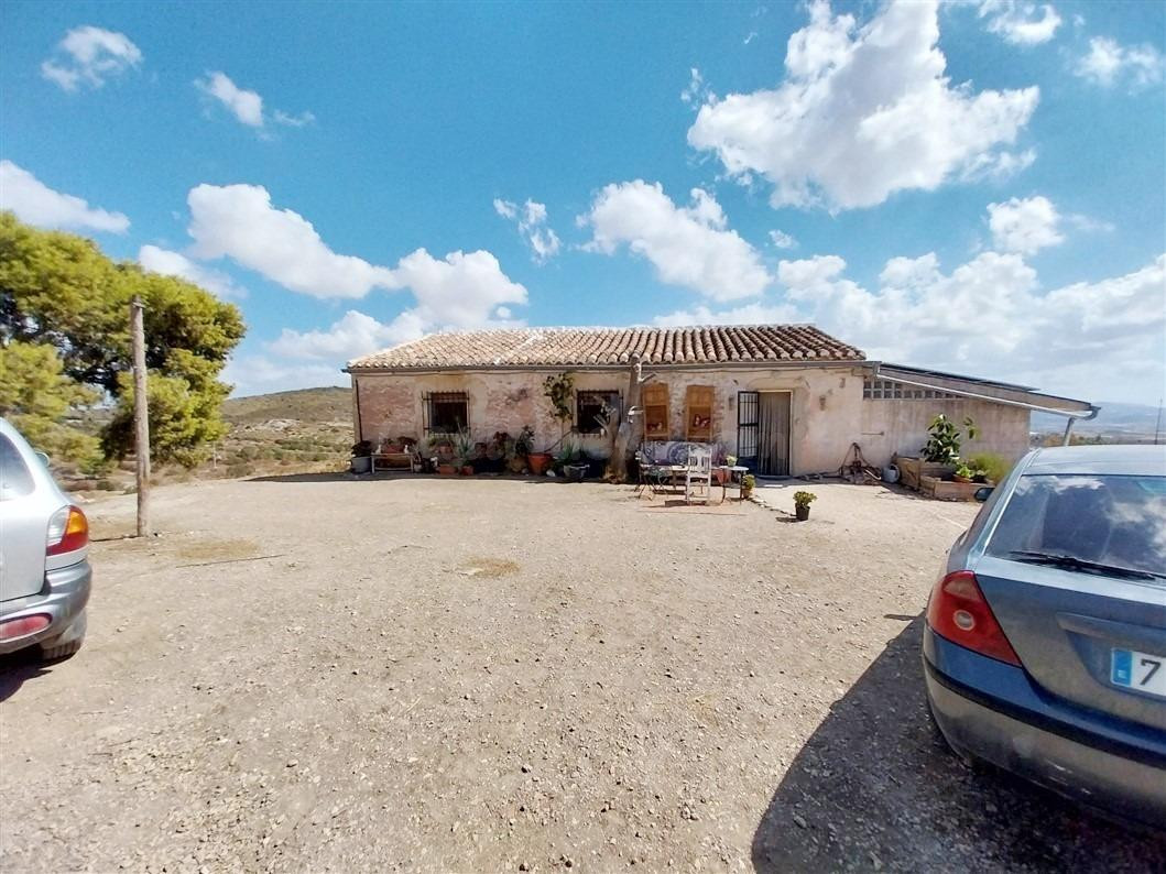 Finca autosuficiente cerca de las playas - foto 2