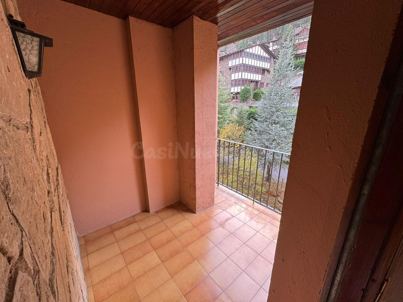 Apartamento de 100 m2 en venta en Arinsal - foto 5