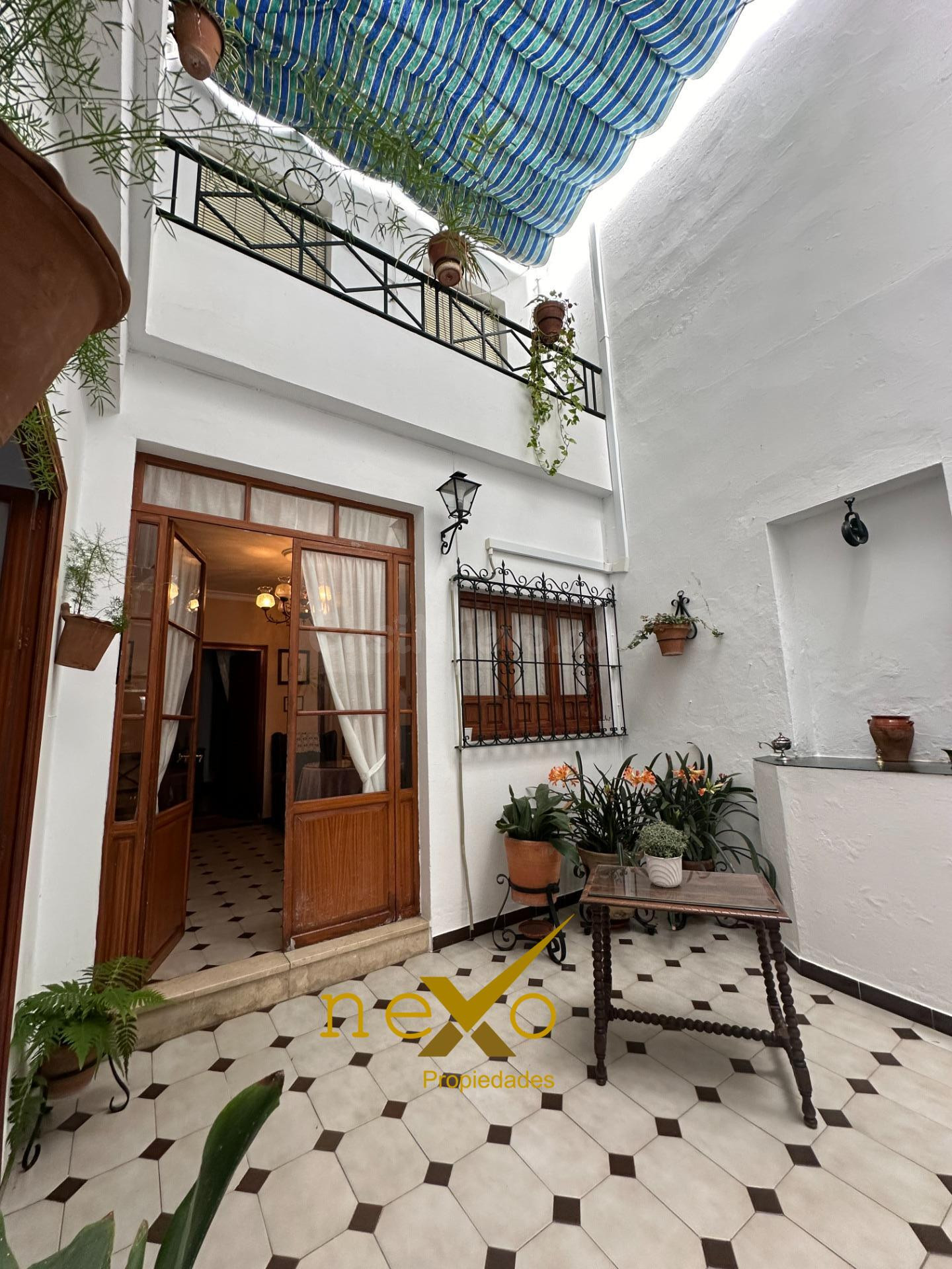 Casa 4 habitaciones 165m² en venta - Carmona - foto 3