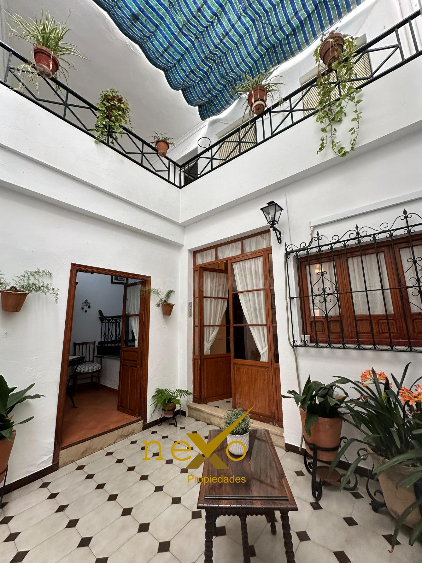 Casa 4 habitaciones 165m² en venta - Carmona - foto 4