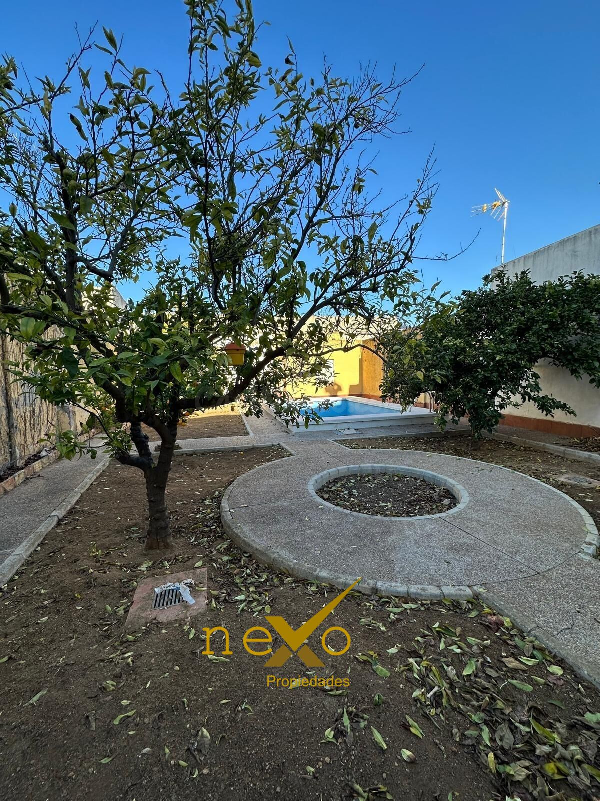 Casa 4 habitaciones 332m² en venta - Carmona - foto 3