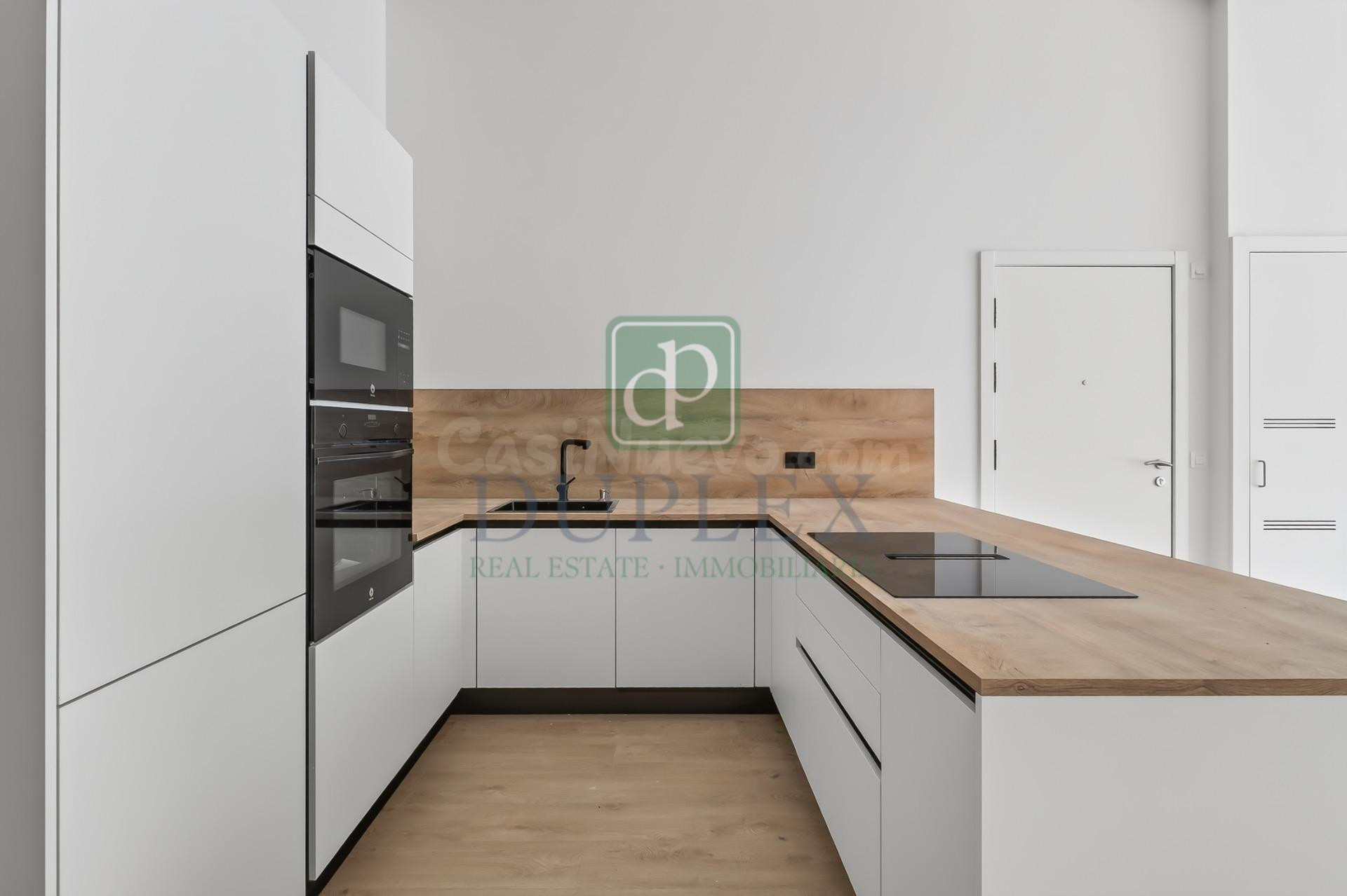 Ático de tres habitaciones en venta en Encamp. - foto 3