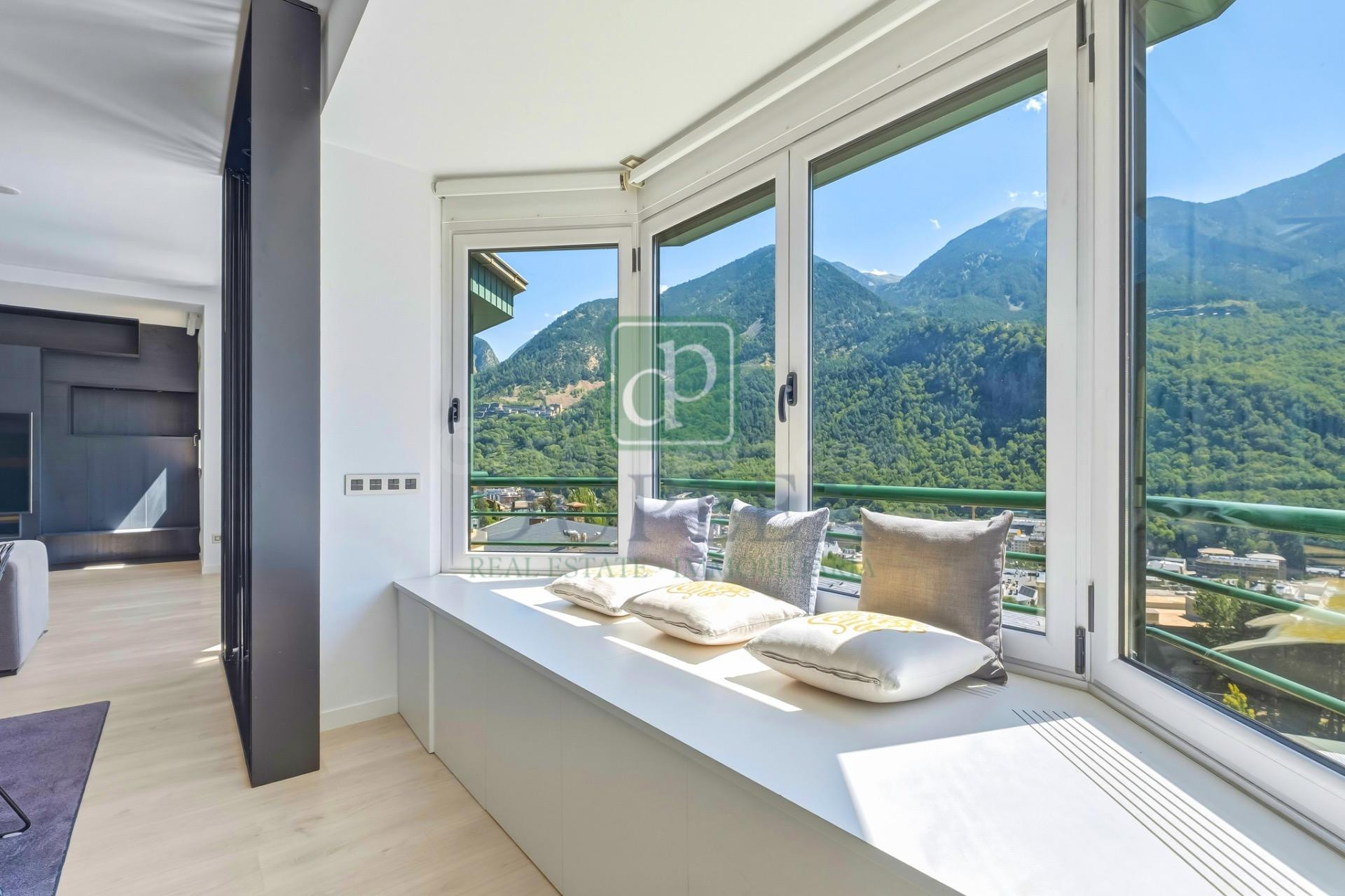 Exclusivo apartamento de 200 m2 en Andorra la Vella - foto 3