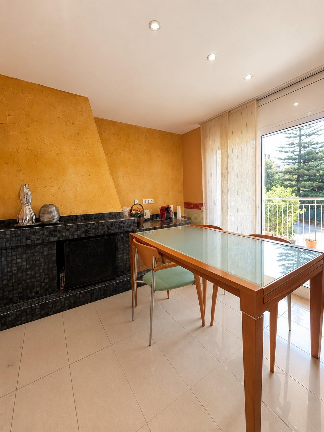 Piso en venta en Calle Escultor Clarà, 6 – Malgrat de Mar - foto 3