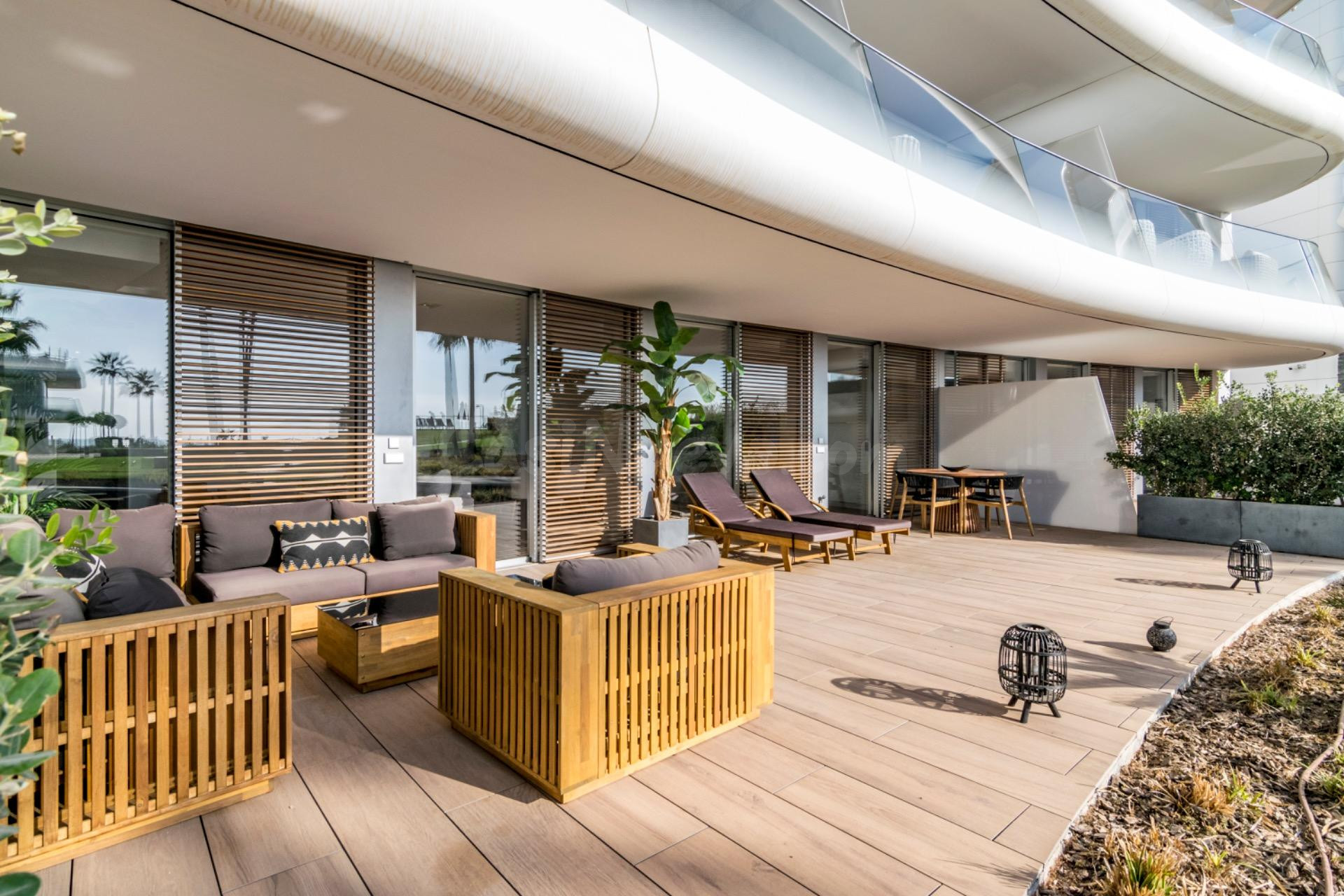 Apartamento de 4 dormitorios en The Edge Estepona - foto 2