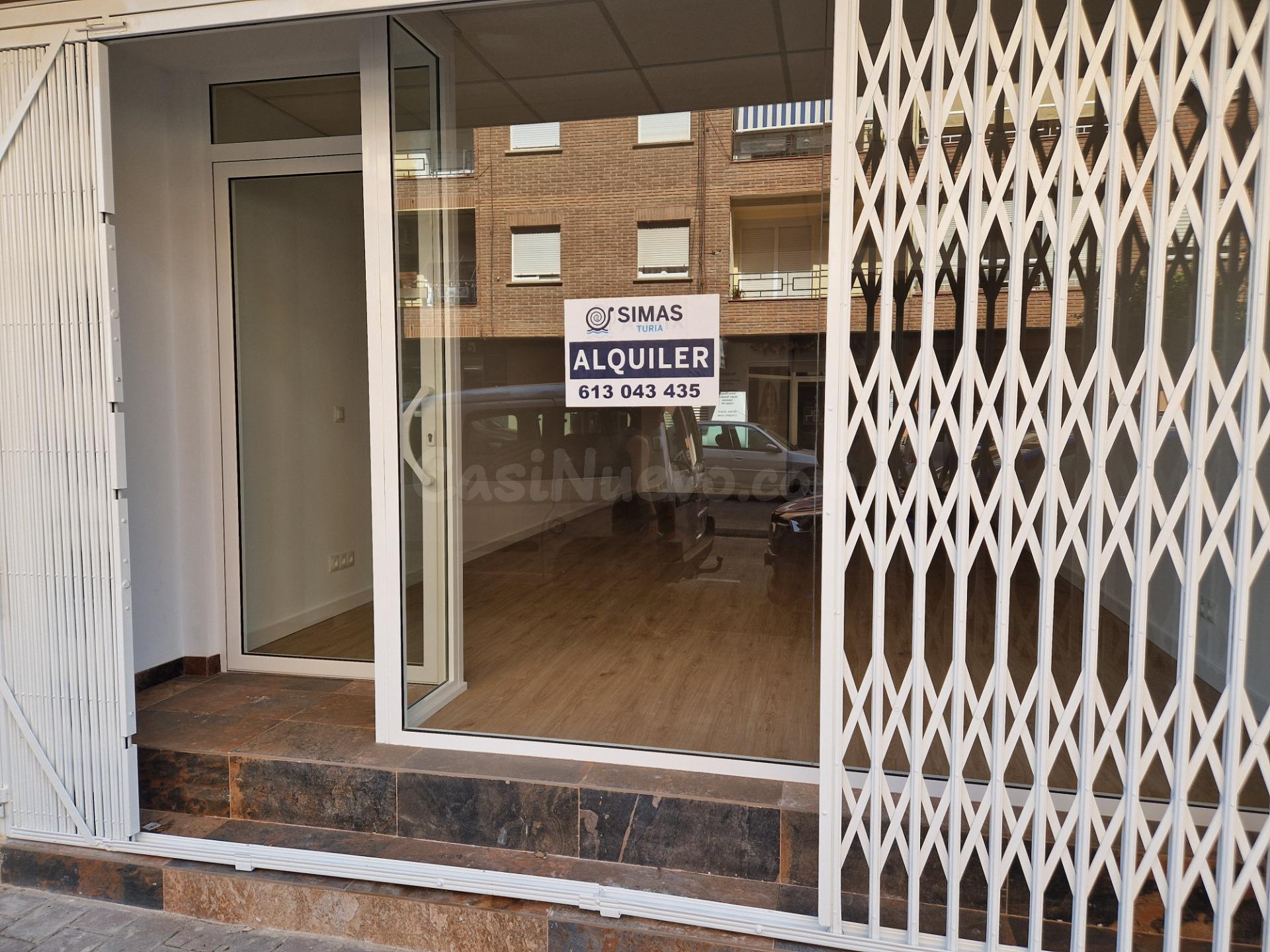 LOCAL COMERCIAL EN EJE COMERCIAL CON GRAN VISIBILIDAD