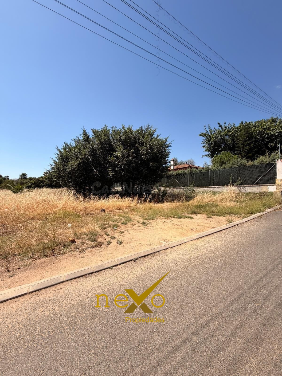 PARCELA A CONSTRUIR EN URBANIZACION LA CELADA (CARMONA) - foto 2