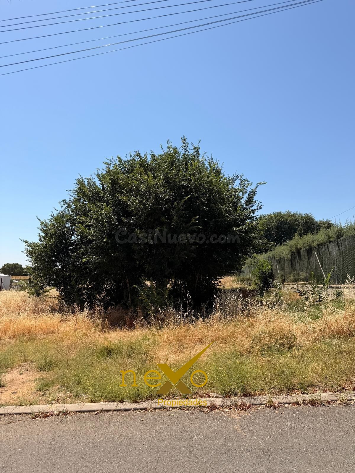 PARCELA A CONSTRUIR EN URBANIZACION LA CELADA (CARMONA) - foto 3