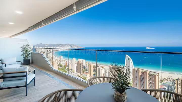 SE VENDE PRECIOSO APARTAMENTO EN PLAYA DE PONIENTE