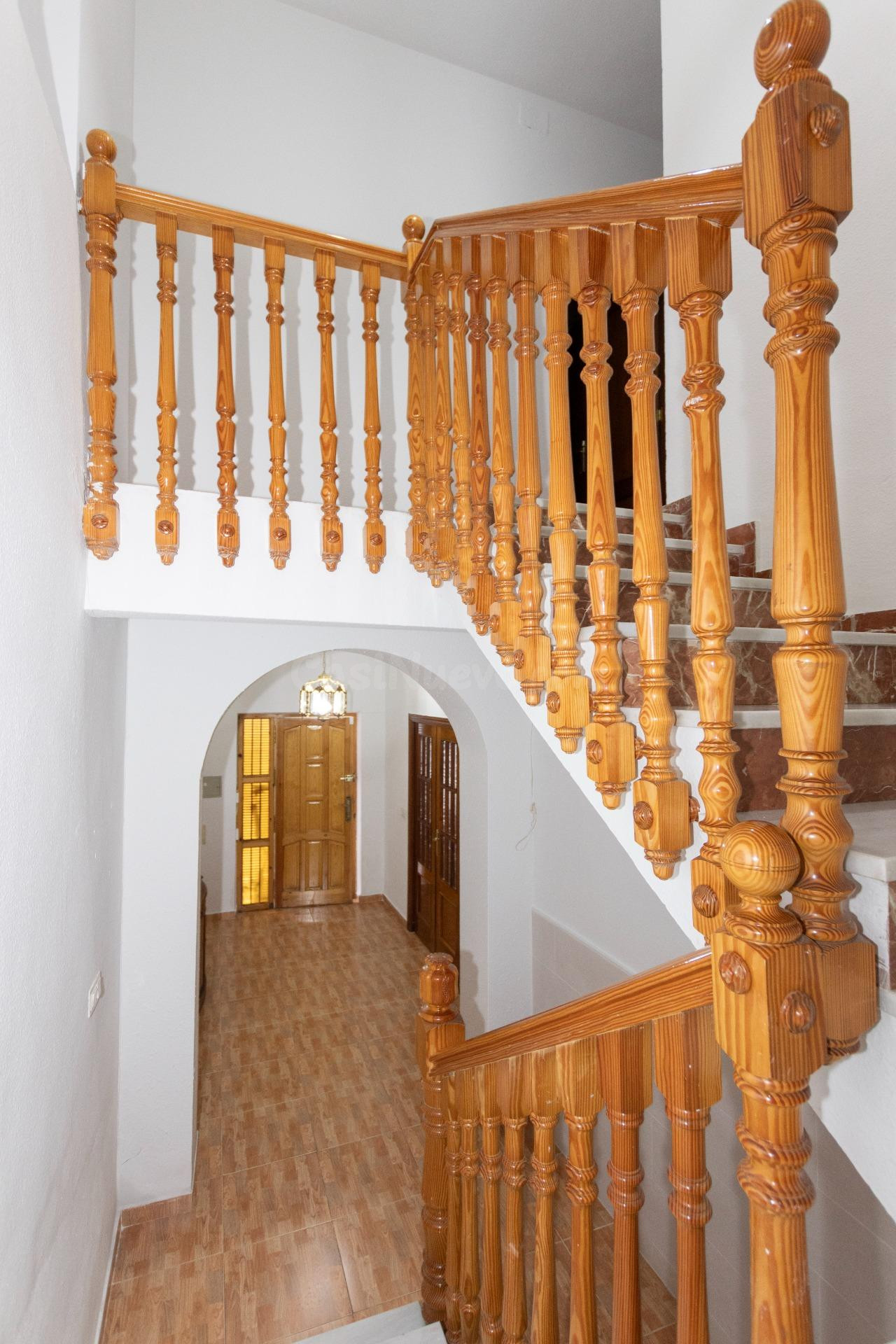 Encantadora Casa en Cullar Vega - Ideal para Entrar a Vivir