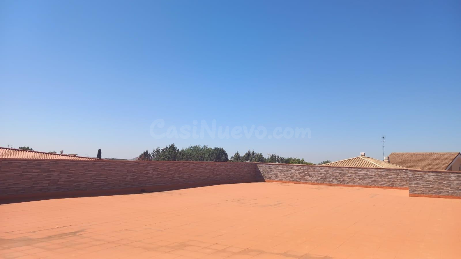 Local comercial 581m² en alquiler - Casar El - foto 4