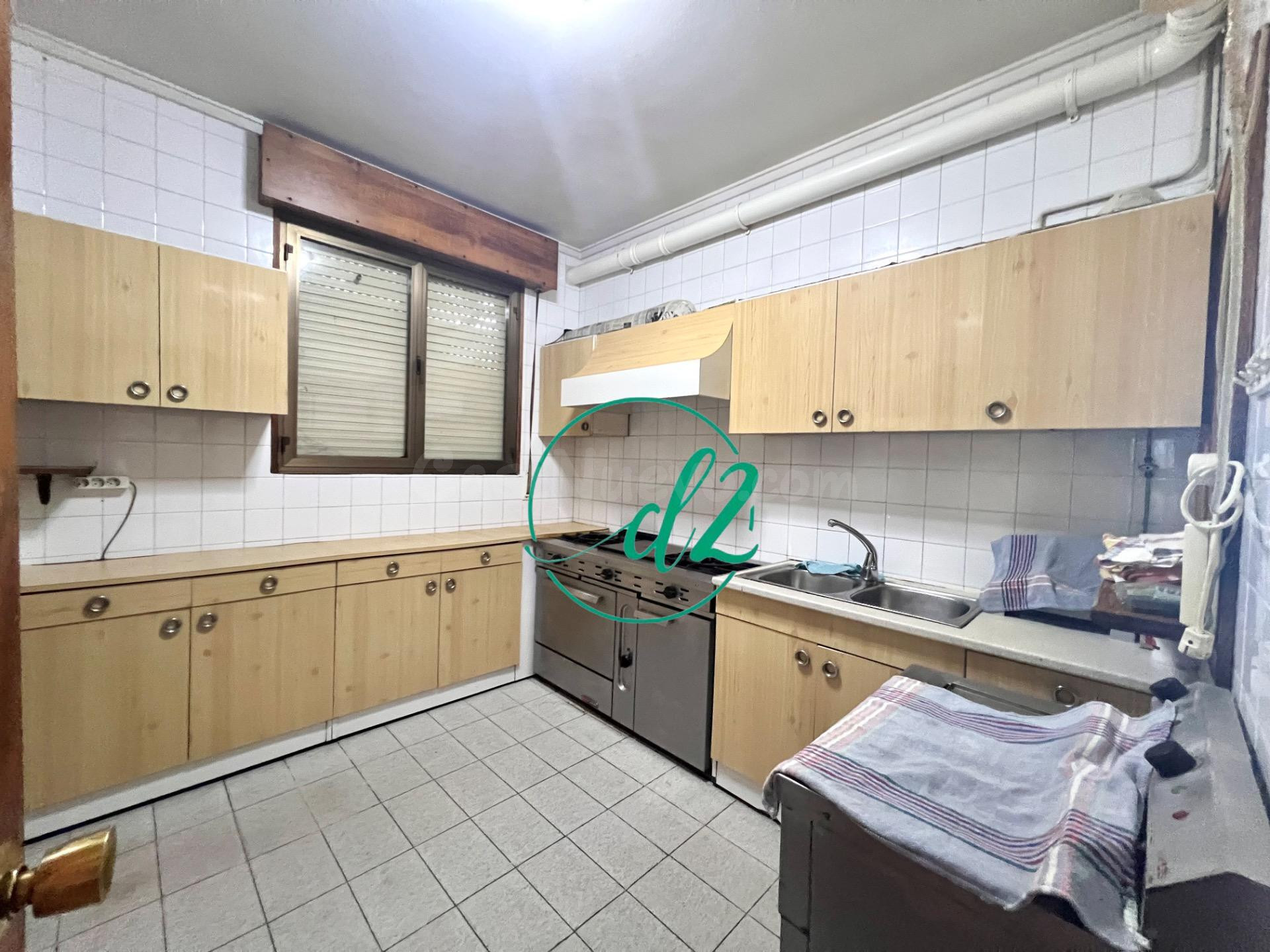 EN VENTA: CONSTRUCCIÓN IDEAL PARA HOSTAL/HOTEL A LA SALIDA D - foto 3