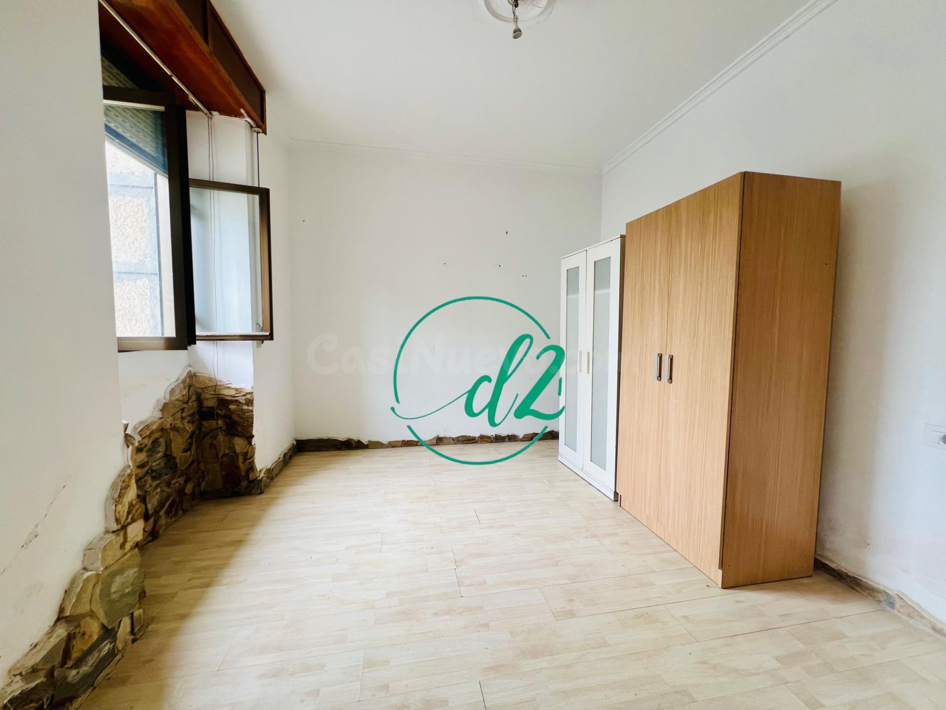 EXCLUSIVA CASA DE PIEDRA CON GRAN PARCELA Y POTENCIAL ÚNICO  - foto 4