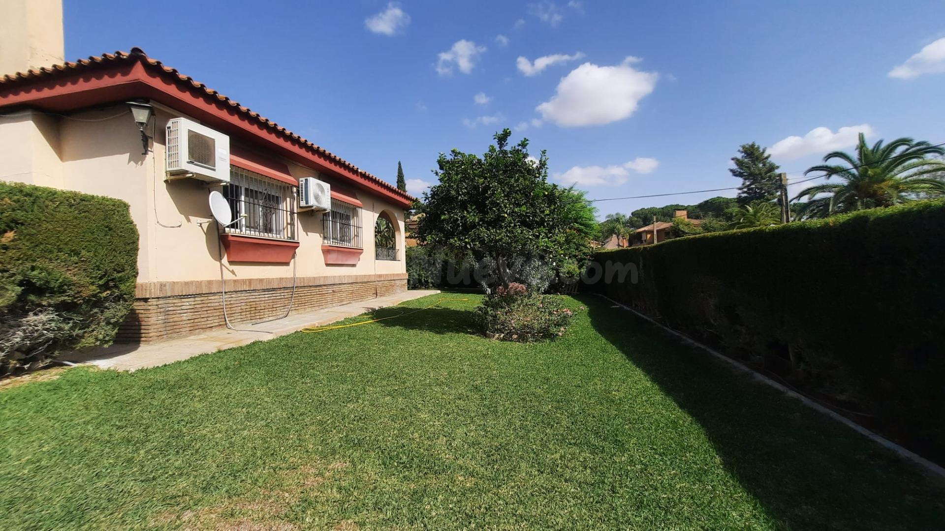 Chalet independiente en la Urbanización de Pino Grande