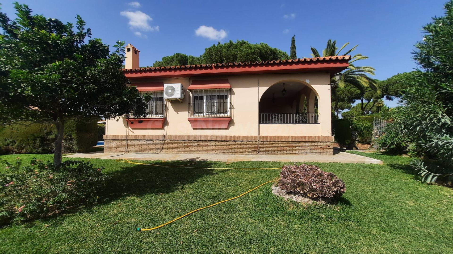 Chalet independiente en la Urbanización de Pino Grande - foto 2
