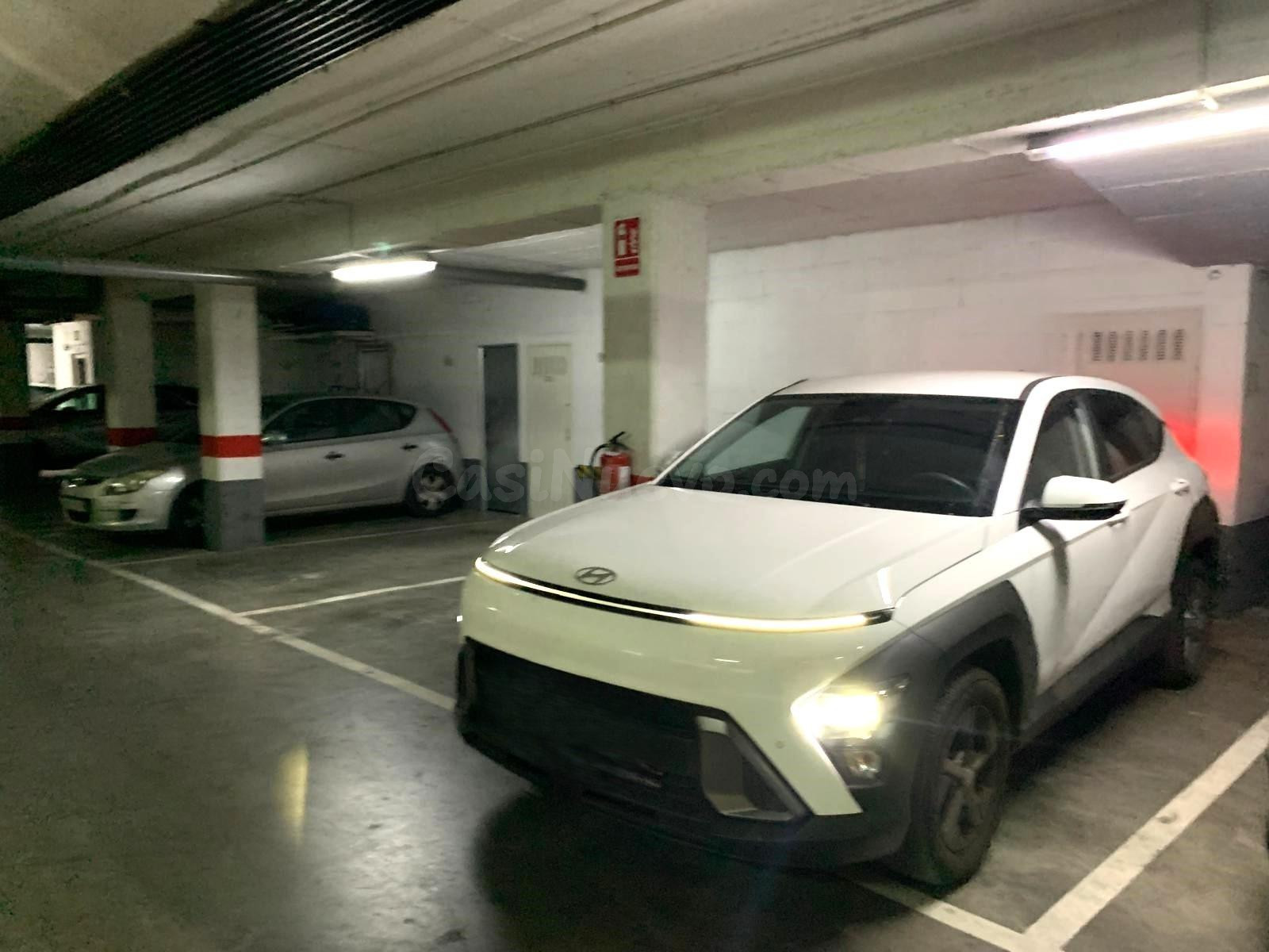 Piso en venta de cuatro dormitorios con plaza de garaje y tr - foto 4