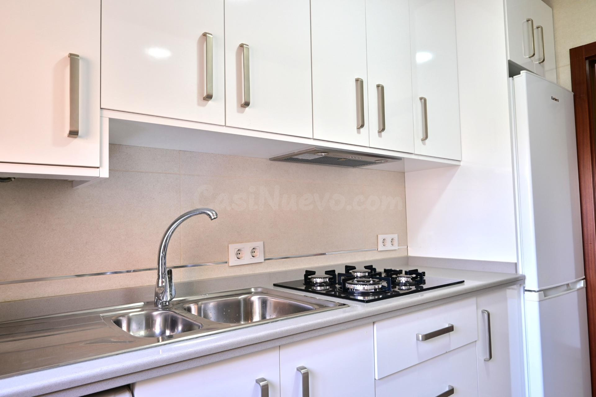 Bonito piso reformado de cuatro dormitorios en la zona de Sa - foto 5
