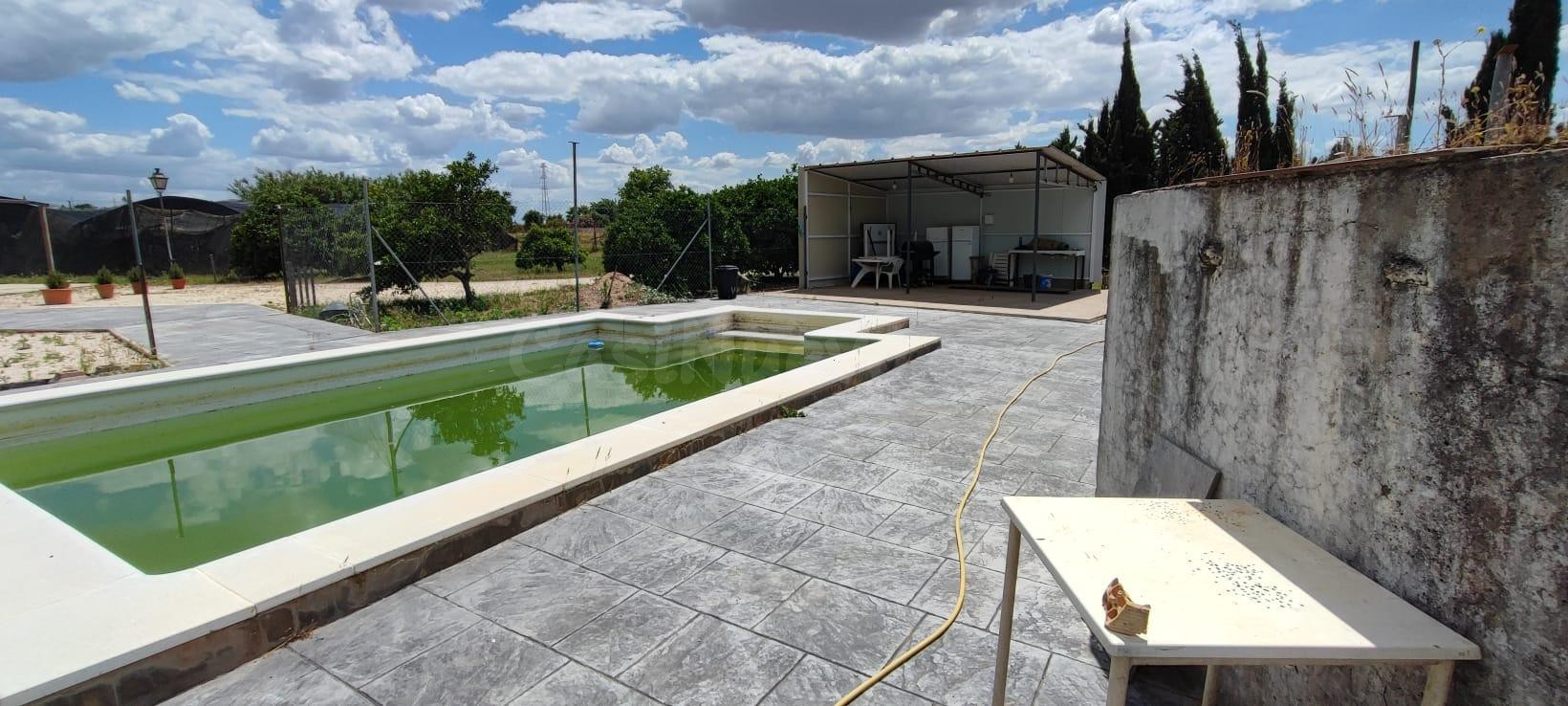 Chalet independiente en la Urbanización Santa Fé. - foto 4