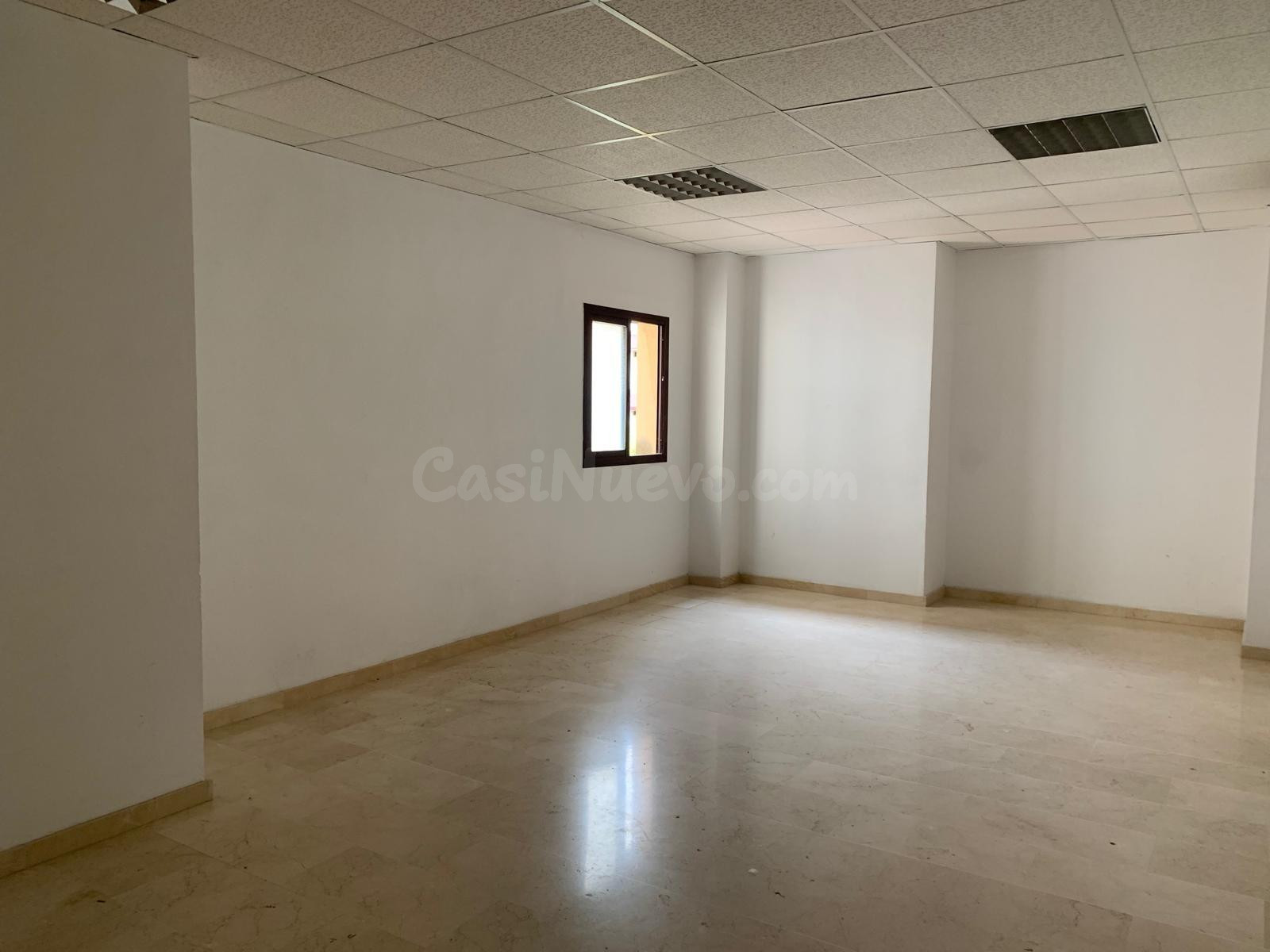 Venta de oficinas en Sevilla Este - foto 3