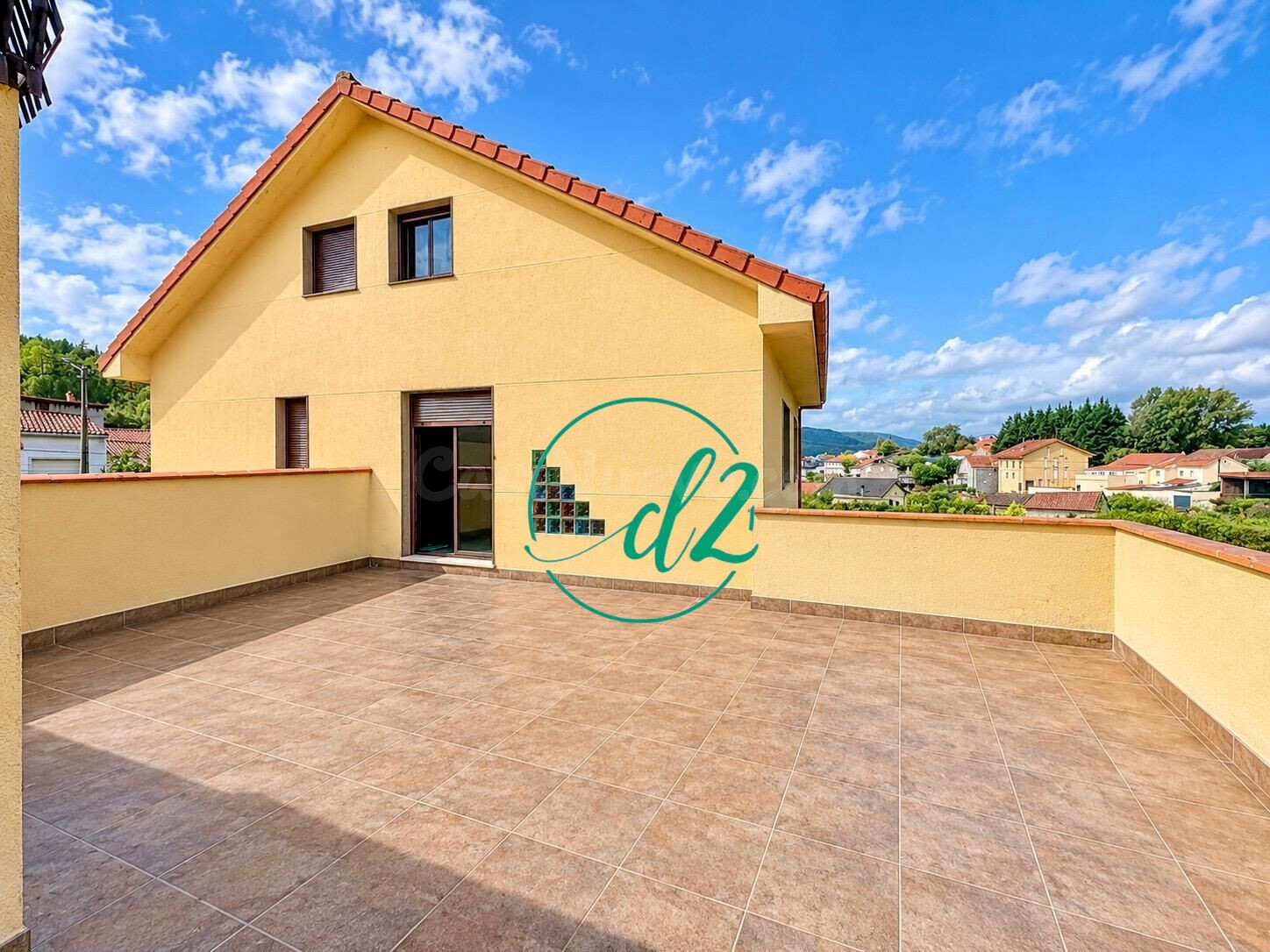 CASA DE 324 m2 PARA REMATAR EN EL CENTRO DE LOBIOS, CON JARD - foto 4