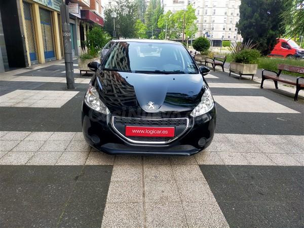 PEUGEOT 208 - foto 5