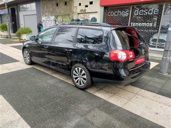 VOLKSWAGEN PASSAT - foto 2