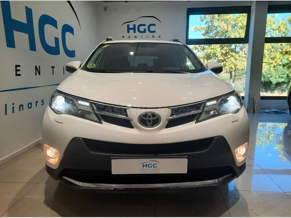 Toyota Rav4 - foto 2