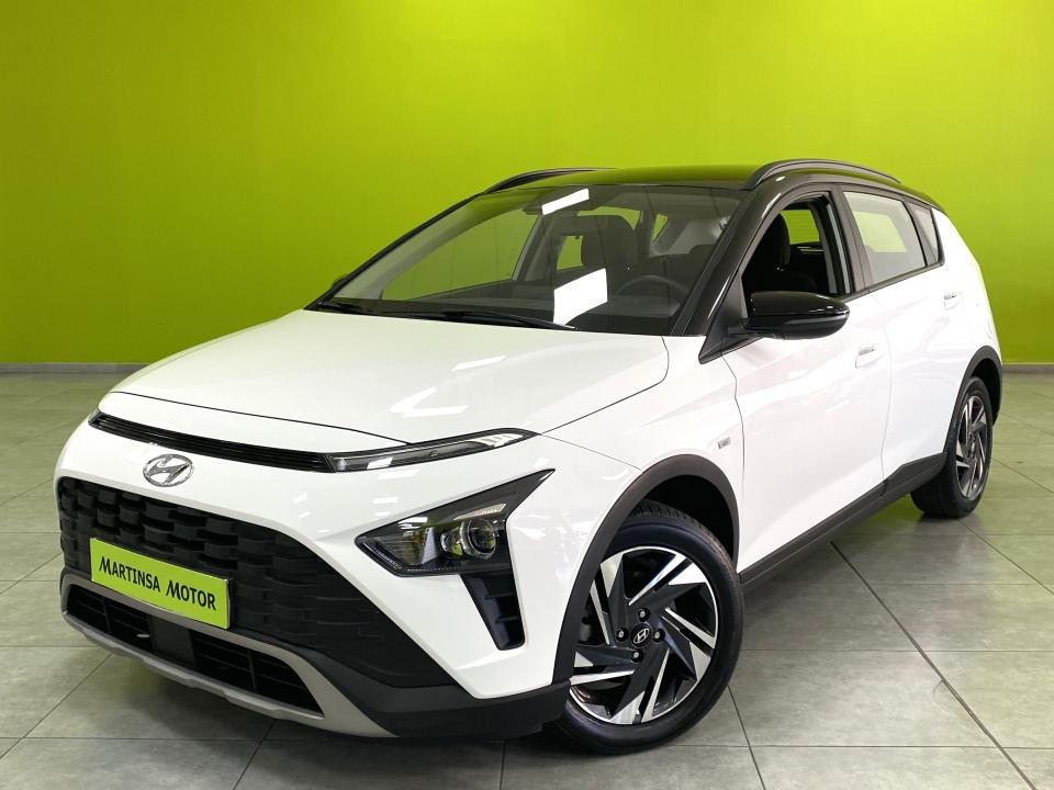 Hyundai Bayon Híbrido 100 CV en Benalmádena