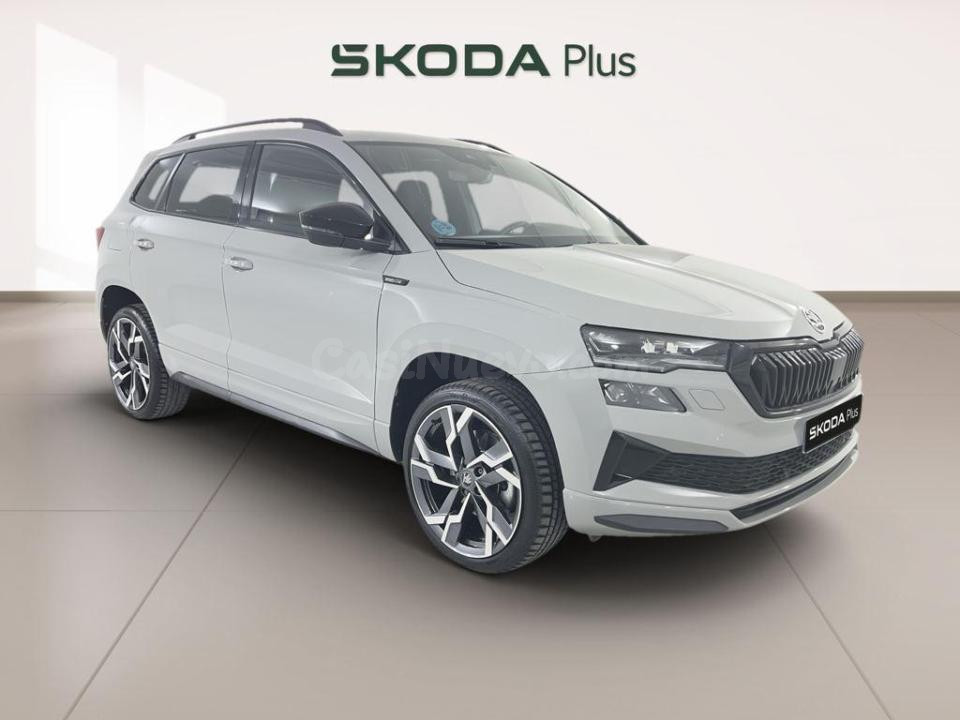 Skoda Karoq Granada 2025 con Maletero Amplio