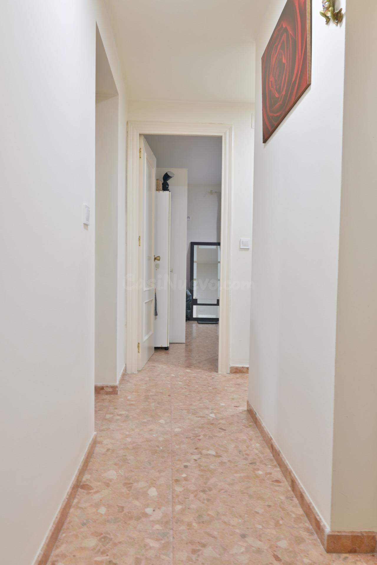 Piso de Renta libre totalmente reformado, zona Parque Alcosa - foto 4
