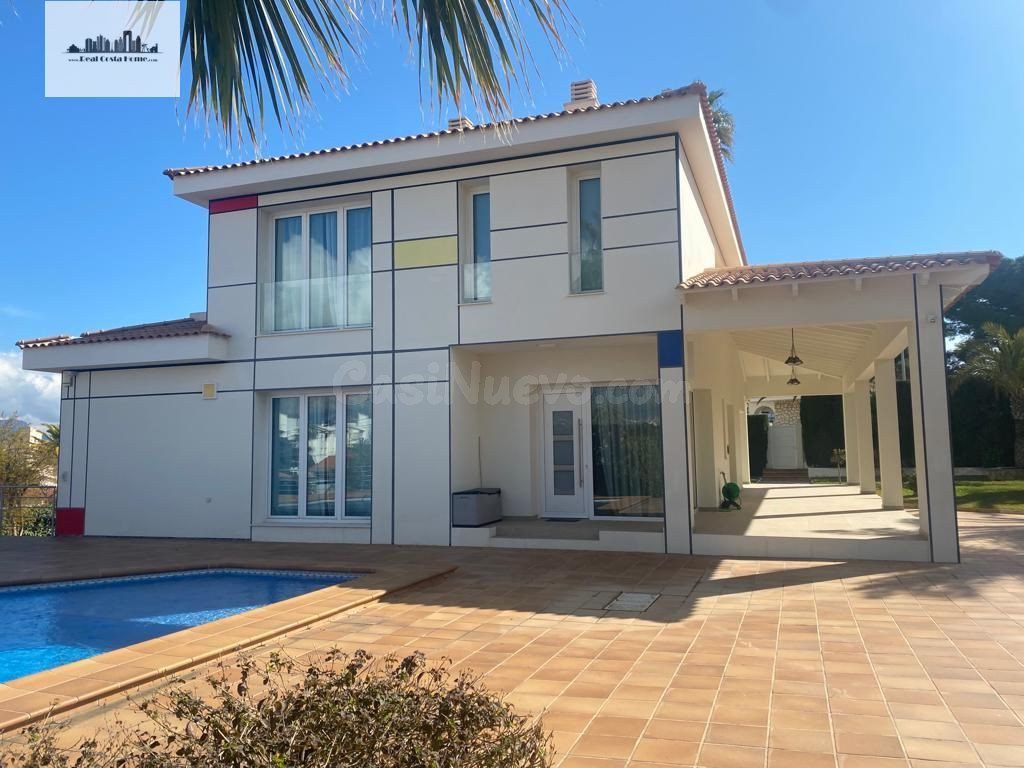 SE ALQUILA CHALET EN ALBIR LARGA TEMPORADA - foto 2