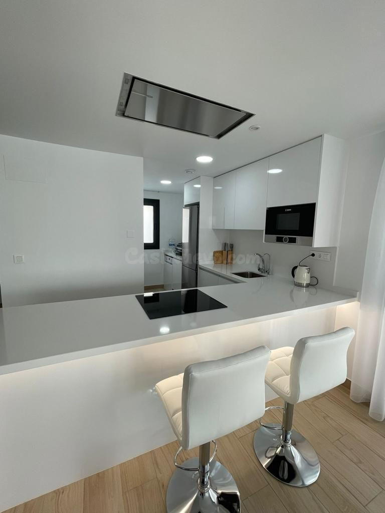 ALQUILER DEL CHALET EN TERRA MARINA, FINESTRAT - foto 4