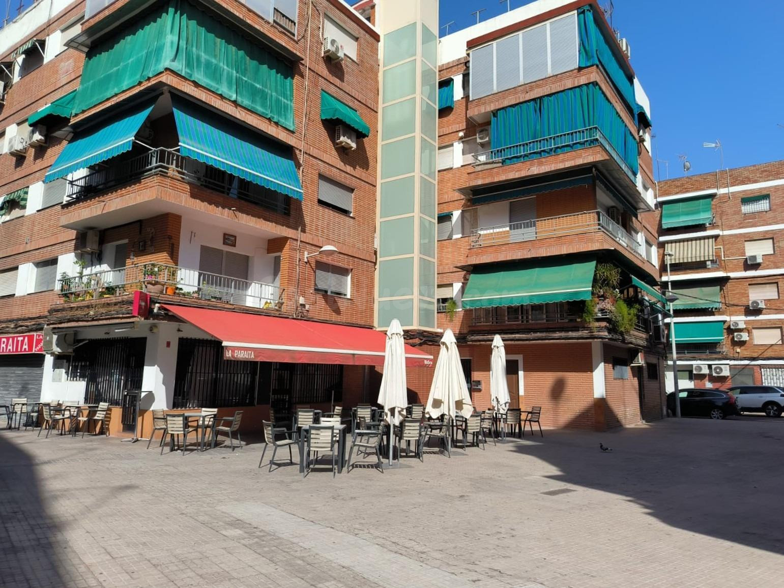 Precioso piso reformado con terraza incorporada al salón en Santa Rosa (a escasos minutos del Vial)