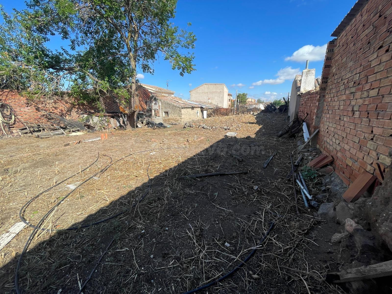 Solar urbano en Argés: 840 m2 para construir tu vivienda jun - foto 4