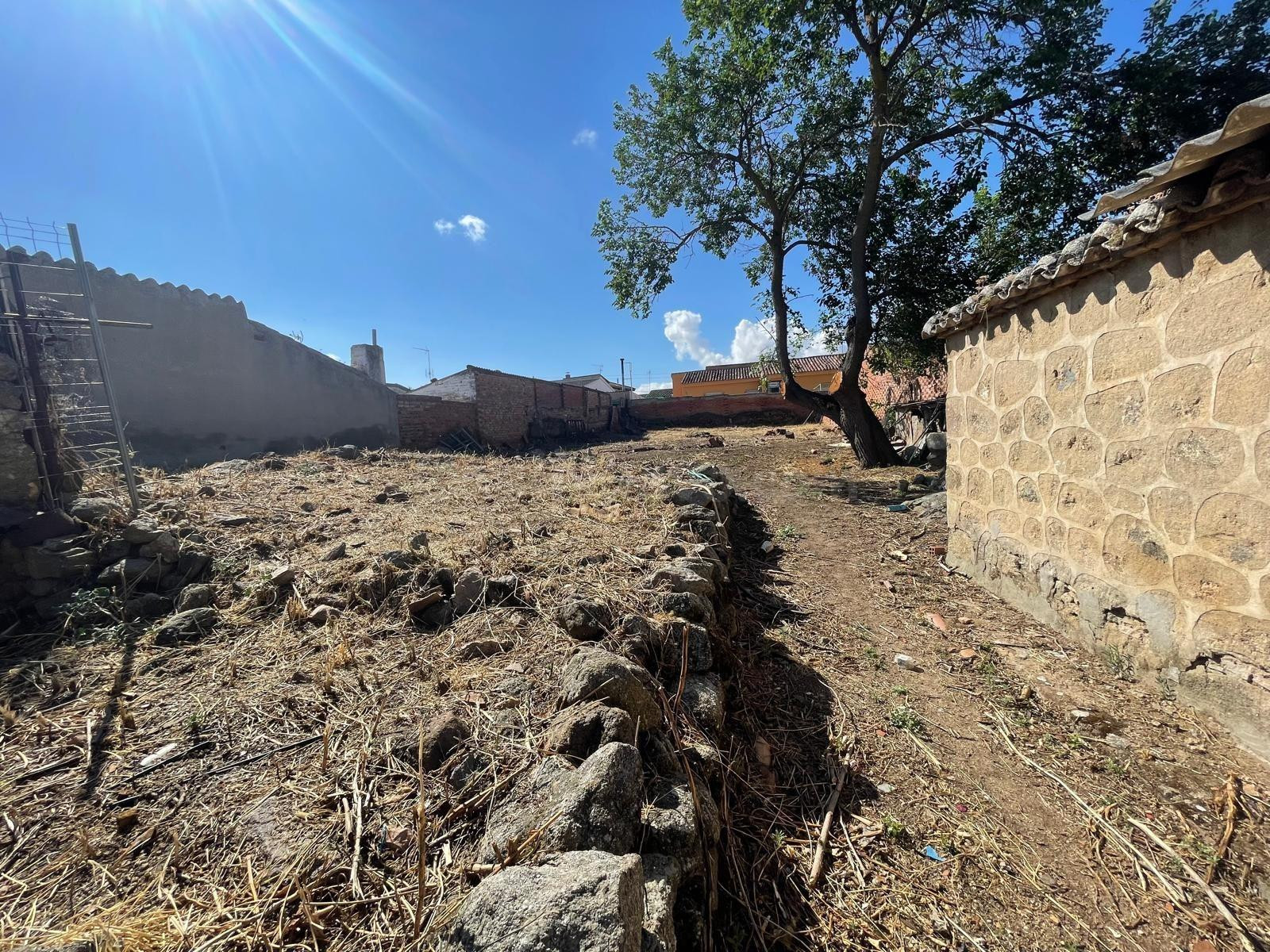 Solar urbano en Argés: 840 m2 para construir tu vivienda jun - foto 5